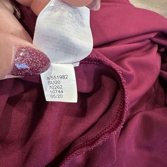 Women’s Ann Taylor Shoulder Pleated Blouse Top Size Large Career Basic - Picture 3 of 7